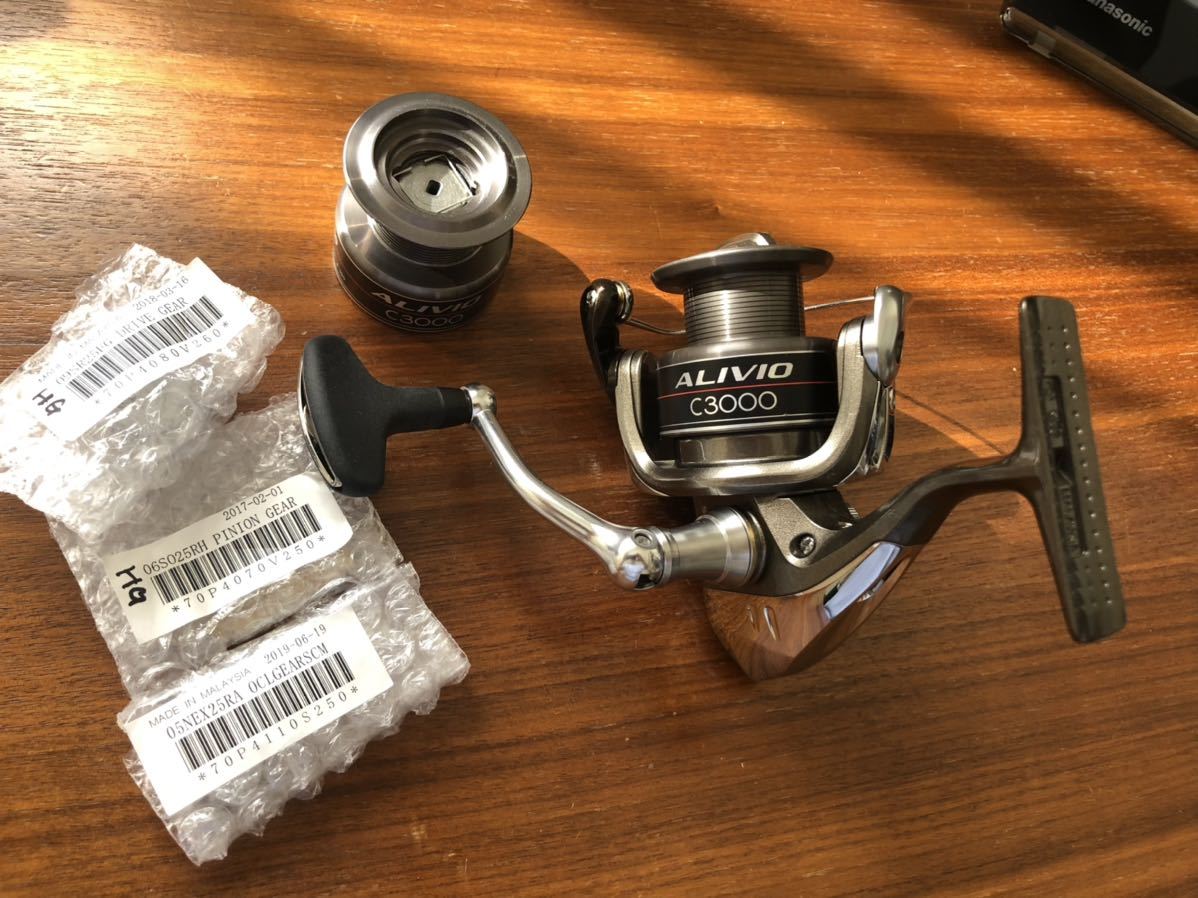 シマノ アリビオ C3000 替スプール付き シマノ 売買されたオークション情報 Yahooの商品情報をアーカイブ公開 オークファン Aucfan Com