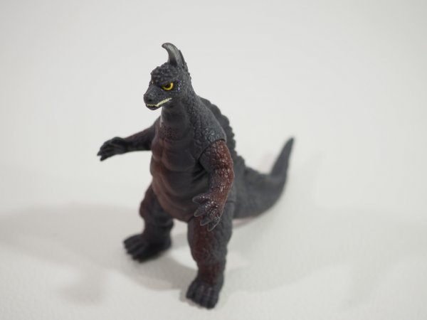 ☆A5684☆バンダイ ソフビヒーローVS ウルトラマン対決セット アース  