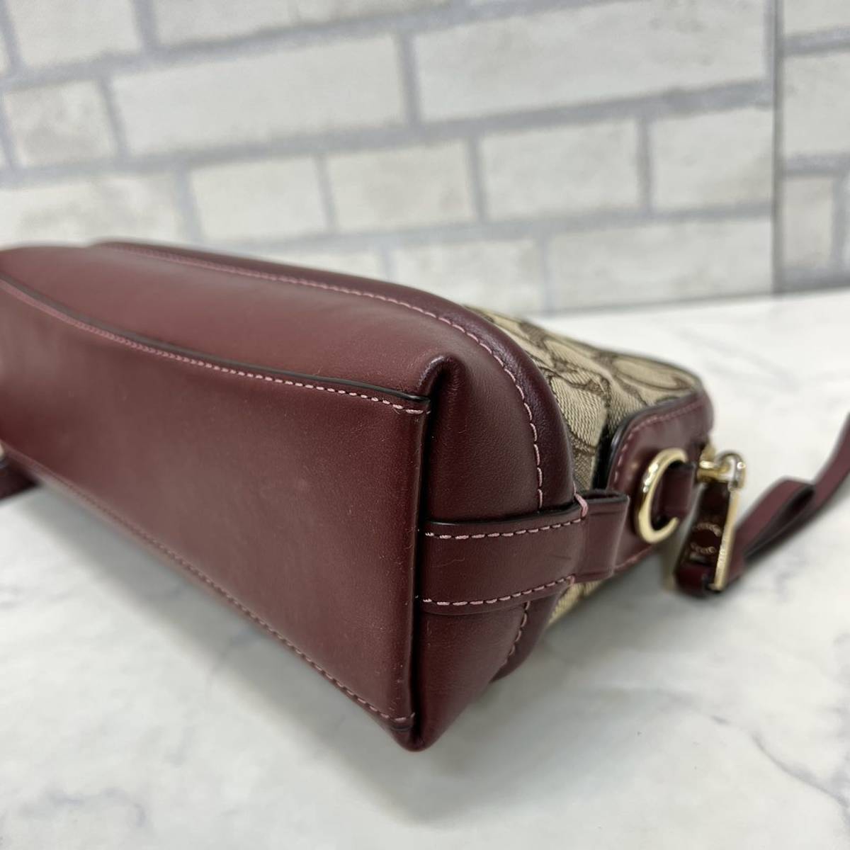 美品 COACH ショルダーバッグ キャンバス 本革レザー F38113 ボルドー 