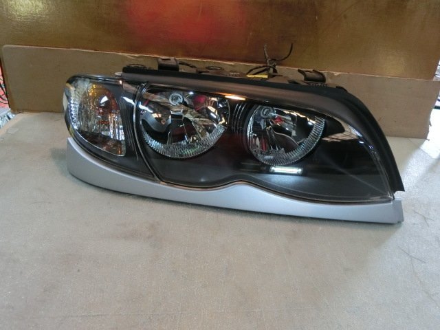 BMW 318i AY20 右ヘッドライト 右ヘッドランプ 運転席側 前 純正 18399伊