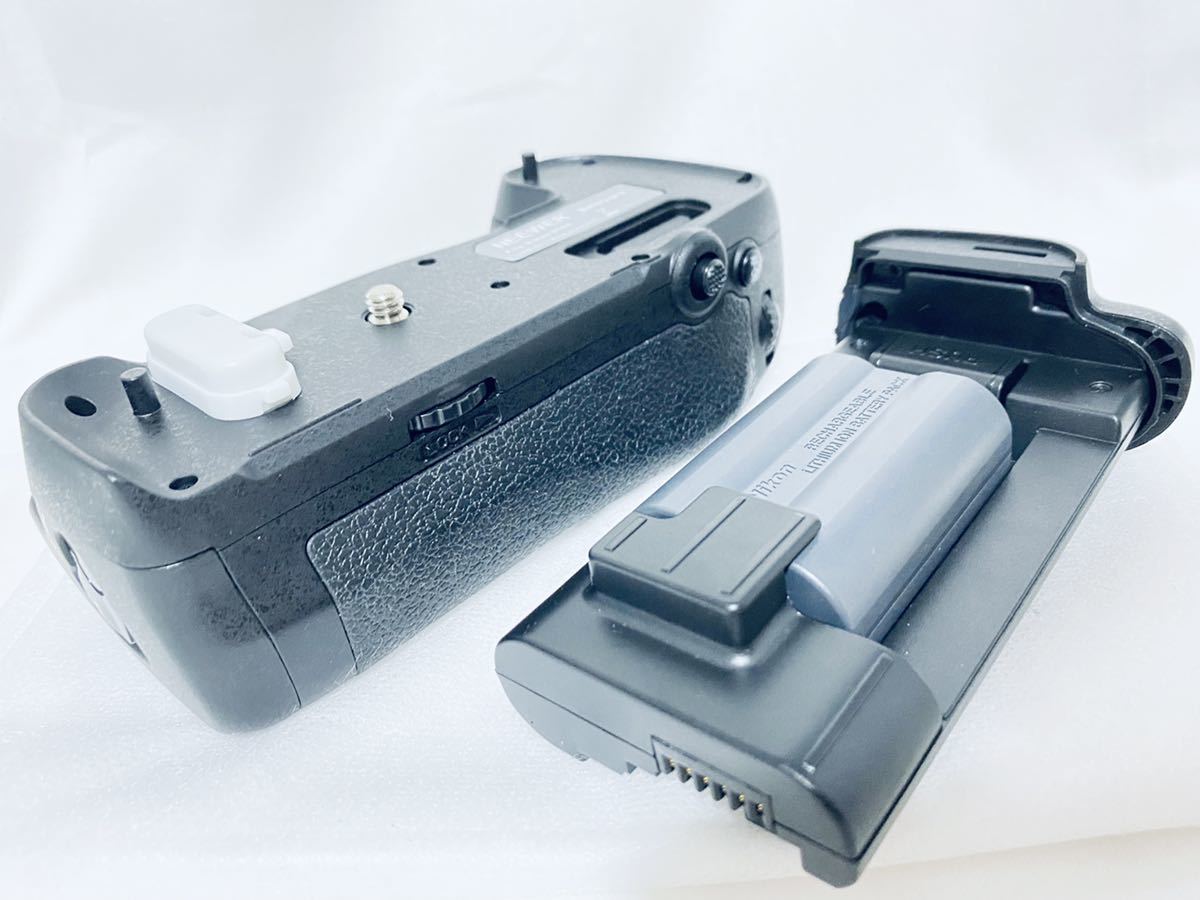 ★極上美品★ニコン NIKON MB-D17 互換性　BATTERY GRIP バッテリー付き #0008 #1125 #0006 MB-D17 ニコン マルチパワーバッテリーパック Battery Multi Yuzu