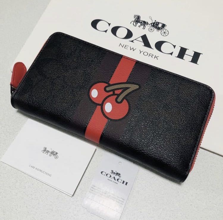 ☆COACH コーチxパックマン限定コラボ 長財布 F56718 シグネチャー