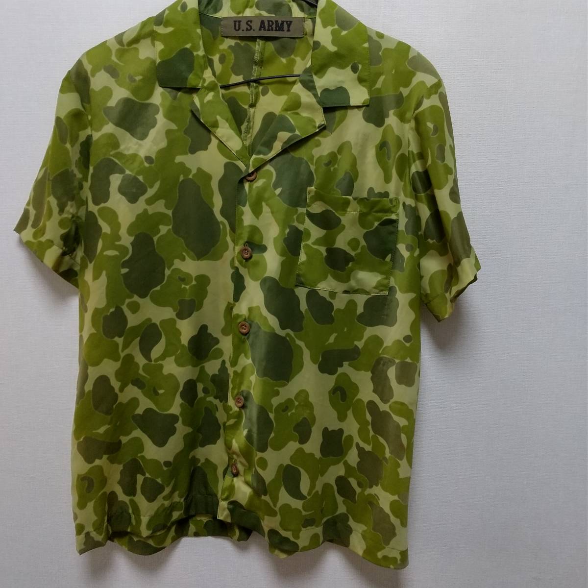 米軍ベトナム戦時パラシュートのリメイク迷彩アロハシャツ 珍品 米軍 