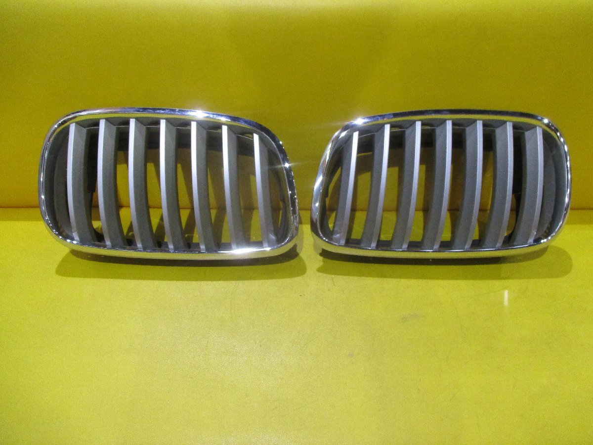 中古☆BMW純正 X5(E70)用フロントラジエーターグリル☆5113-7171 39 