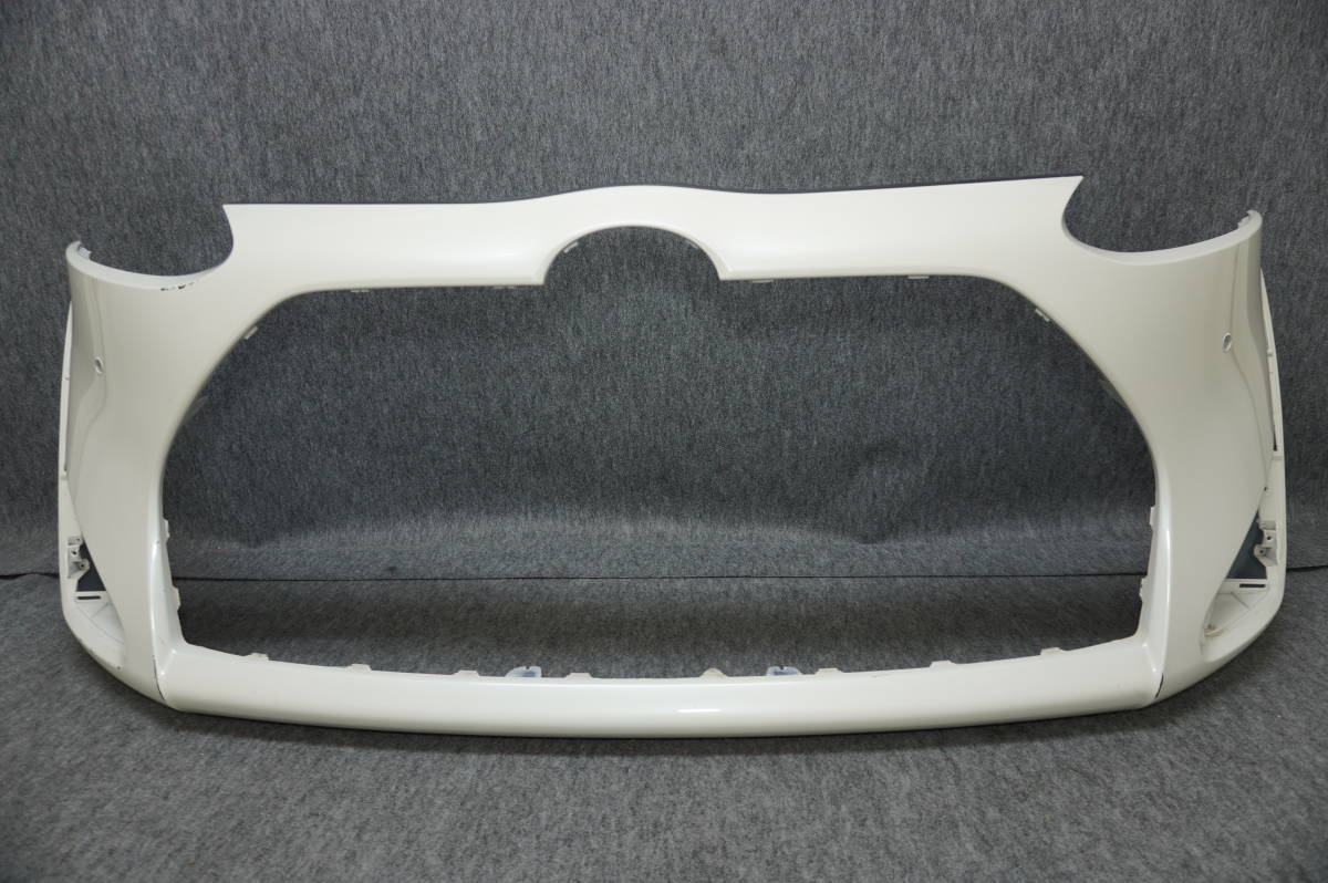 NSP170G/NSP172G/NCP175G/NHP170G 後期 シエンタ 純正 フロントバンパー 52119-52B40 9621