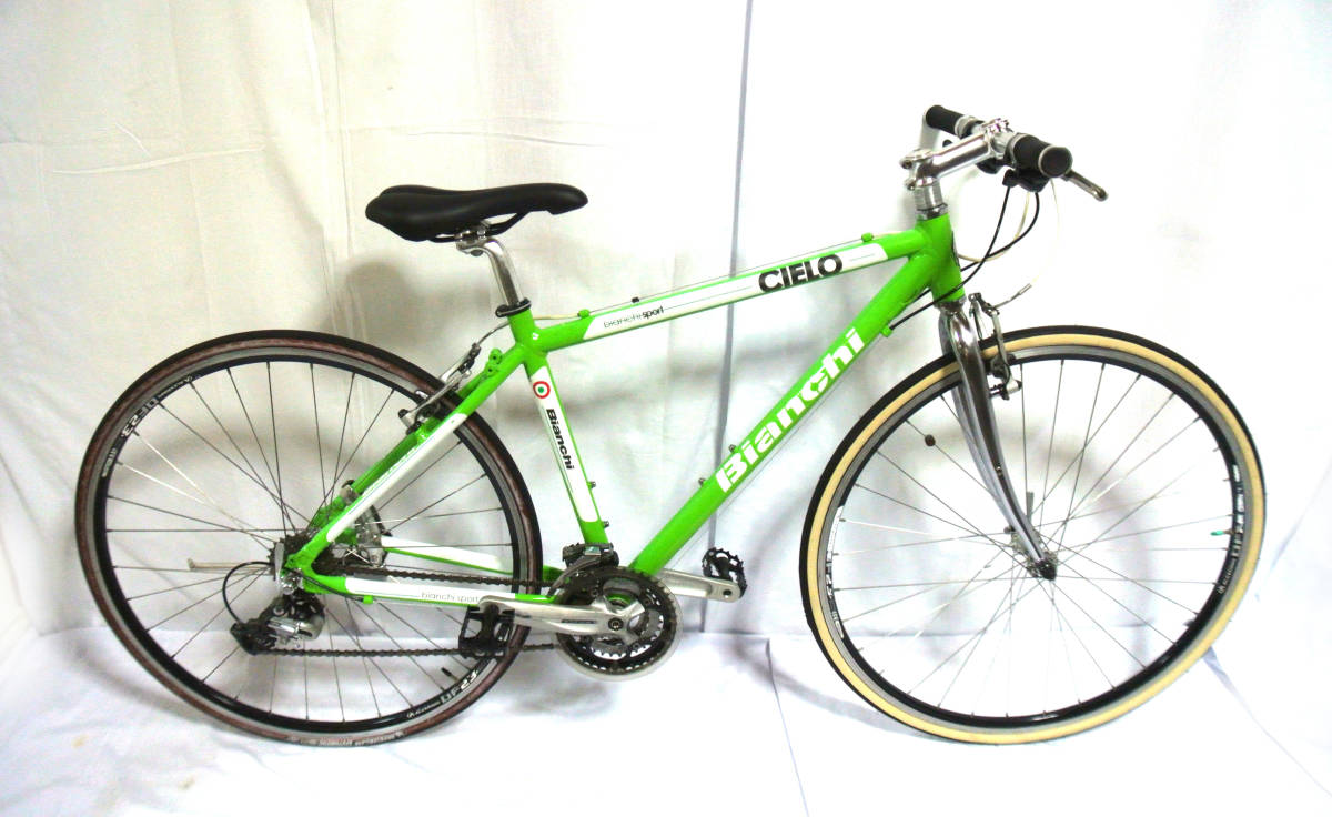 6-098 ☆ 【Bianchi】 ※ CIELO sport 軽快クロスバイク 24速 緑色 中古 