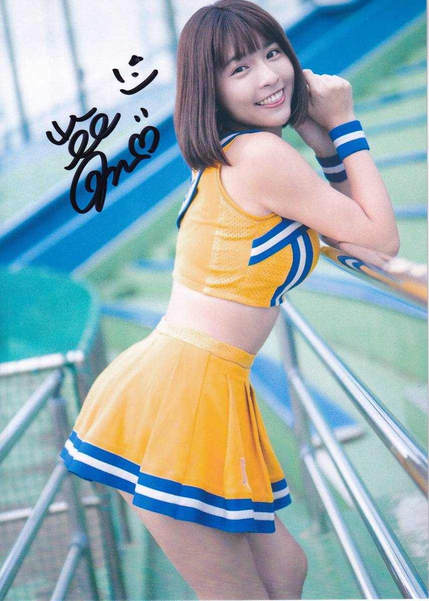 2L判 サイズ127㎜×178㎜】チュンチュン☆直筆サイン入り写真☆台湾