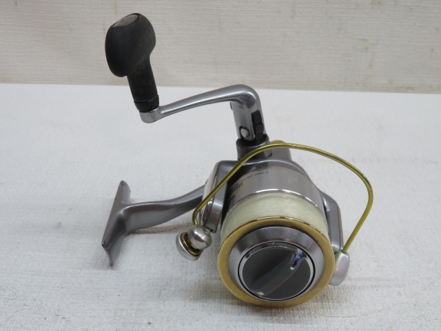 ☆Daiwa TOURNAMENT Z 2500SiA スピニングリール ダイワ トーナメント