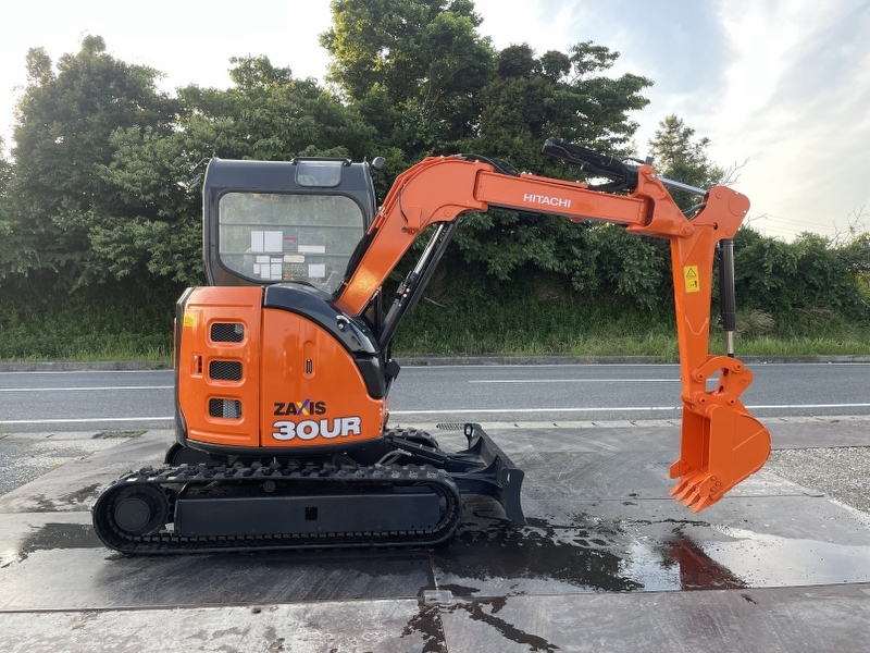 平成30年，0.9t移動式クレーン仕様，HITACHI ZX30UR-5B，マルチ、倍速