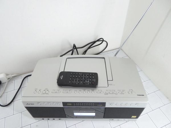 即出荷可 東芝 TOSHIBA Aurex CDラジカセ TY-AK1 FMはOK CD再生音飛び