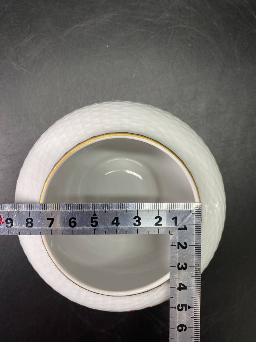 7＃MH2/X2057 Herend ヘレンド 小物入れ 蓋物 金彩 花柄 ピンク バラ