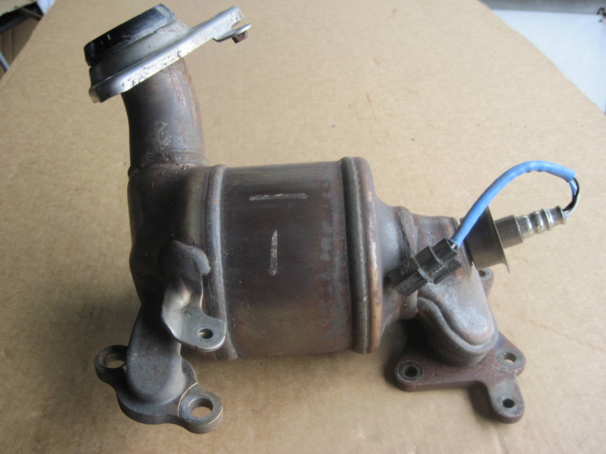 ホンダ フィット GP5/GK？？ 触媒 ショクバイ ＊K-0051＊ | フィット