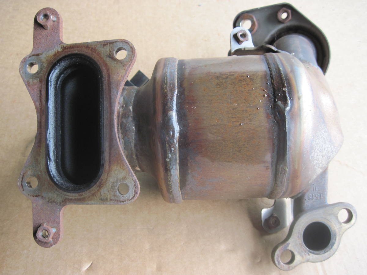 ホンダ フィット GP5/GK？？ 触媒 ショクバイ ＊K-0051＊ | フィット