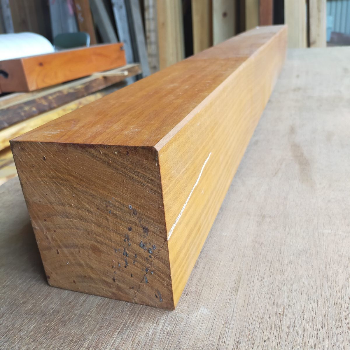 品質保証，人気SALE 欅 造作材 框材 高さ13cm&times;幅11.5cm&times;長さ134cm 塗装あり/角材/無垢/乾燥材/長期保管/ケヤキ/ブロック(欅（けやき）)｜売買されたオークション情報、yahooの商品情報をアーカイブ公開 - オー 板、シート
