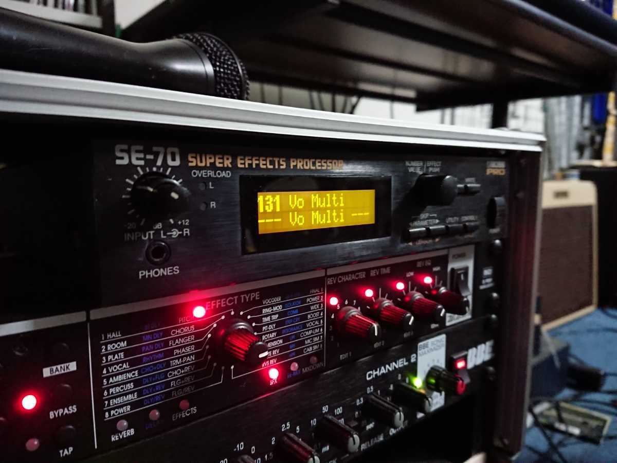動作確認済 説明書/純正アダプター付】BOSS SE-70 ハーフラック マルチ