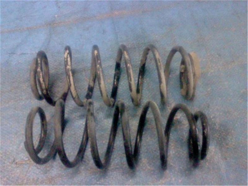 トヨタ 純正 プラッツ 《 SCP11 》 リアスプリング P70100-22001348