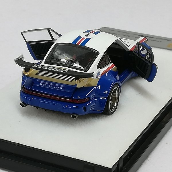 PGM 1⁄64 RWB Porsche 911 964 Martini Fully Open Rauh-Welt PGM 1⁄64 RWB Porsche 911 964 Martini Fully Open Rauh-Welt
