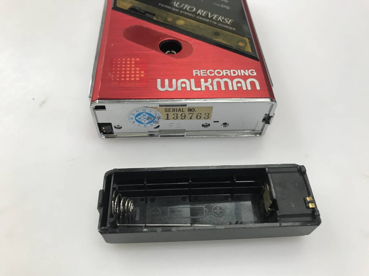 脈様 昭和レトロSONYカセットウォークマンWM-F202現状品⁄ジャンク
