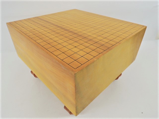 囲碁盤 本榧 板目木裏 脚付き 5.6寸 ヘソ有 桐箱