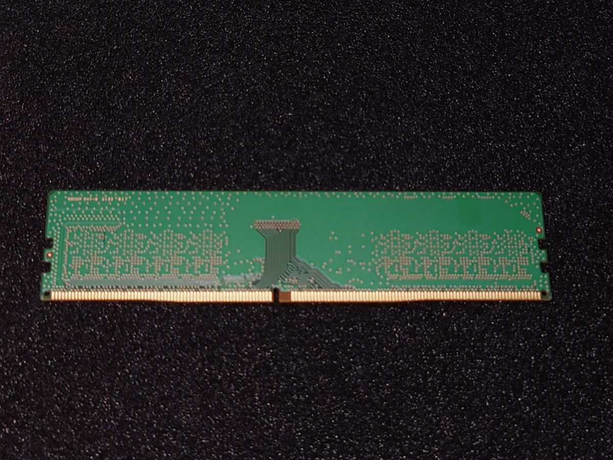 正常動作品】SAMSUNG DDR4 8GB PC4-3200AA-UA2-11 M378A1K43EB2-CWE
