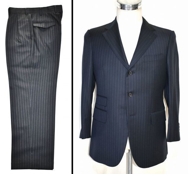 Paul Stuart × NIKKEI THE MAGAZINE MODELトロピカルストライプスーツ magazine掲載GLOBAL Nikkei 品格と快適性が融合したビジネス SUIT 極上シルク混生地ネイビー 極美品☆ポールスチュアート×ロロピアーナ社 0 MEN'S チェンジ