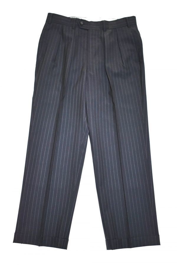 Paul Stuart × NIKKEI THE MAGAZINE MODELトロピカルストライプスーツ magazine掲載GLOBAL Nikkei 品格と快適性が融合したビジネス SUIT 極上シルク混生地ネイビー 極美品☆ポールスチュアート×ロロピアーナ社 0 MEN'S チェンジ