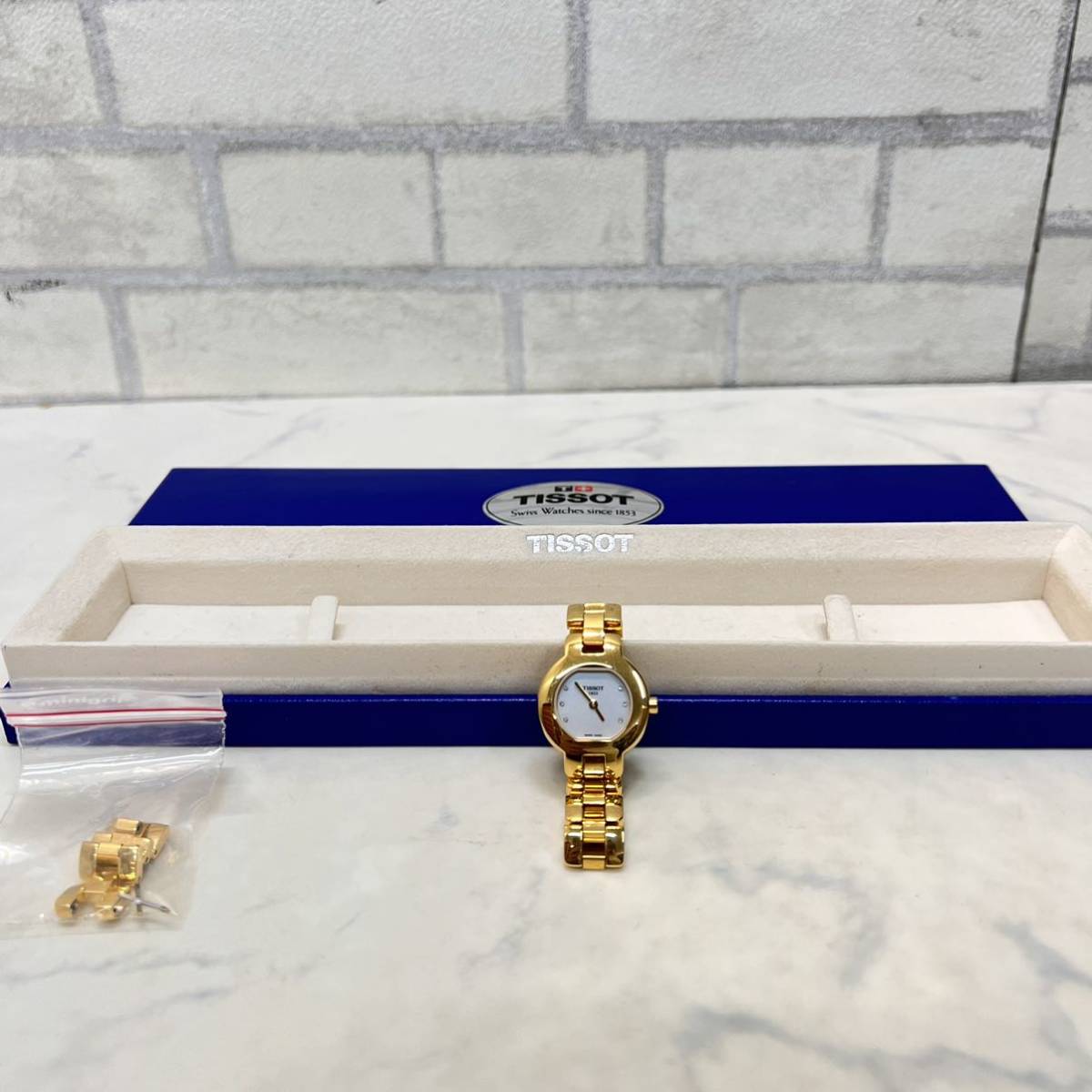 超美品 電池交換済み TISSOT ティソ ウォッチ 腕時計 クォーツ G330K 