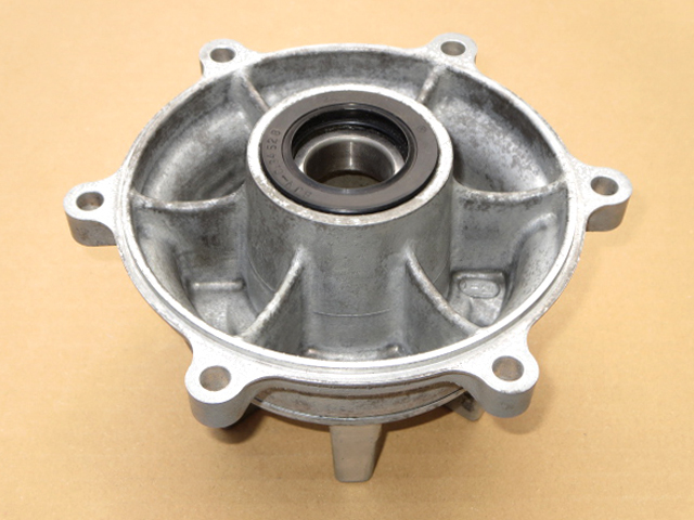 たい ☆絶版品☆ RGV250Γ VJ22A VJ21A VJ23A 純正 リアホイールハブ 64611