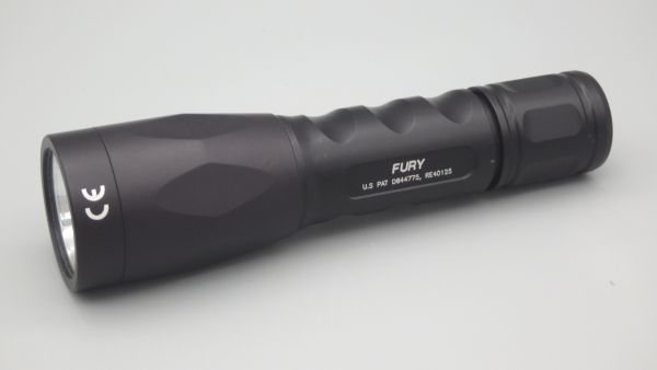 ○中古 SUREFIRE シュアファイア FURY LEDフラッシュライト P2X-B-BK