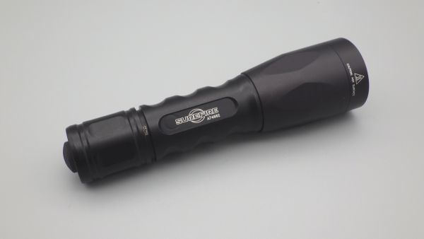 ○中古 SUREFIRE シュアファイア FURY LEDフラッシュライト P2X-B-BK