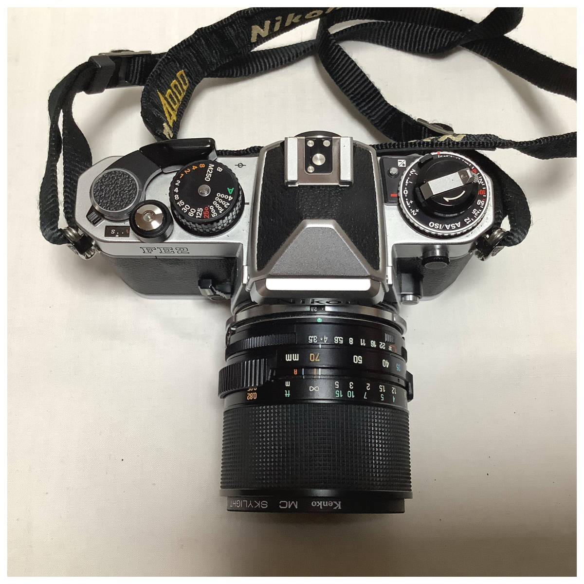 Nikon FE2 ニコン シルバー フィルム一眼レフ Nikonのフィルムカメラ