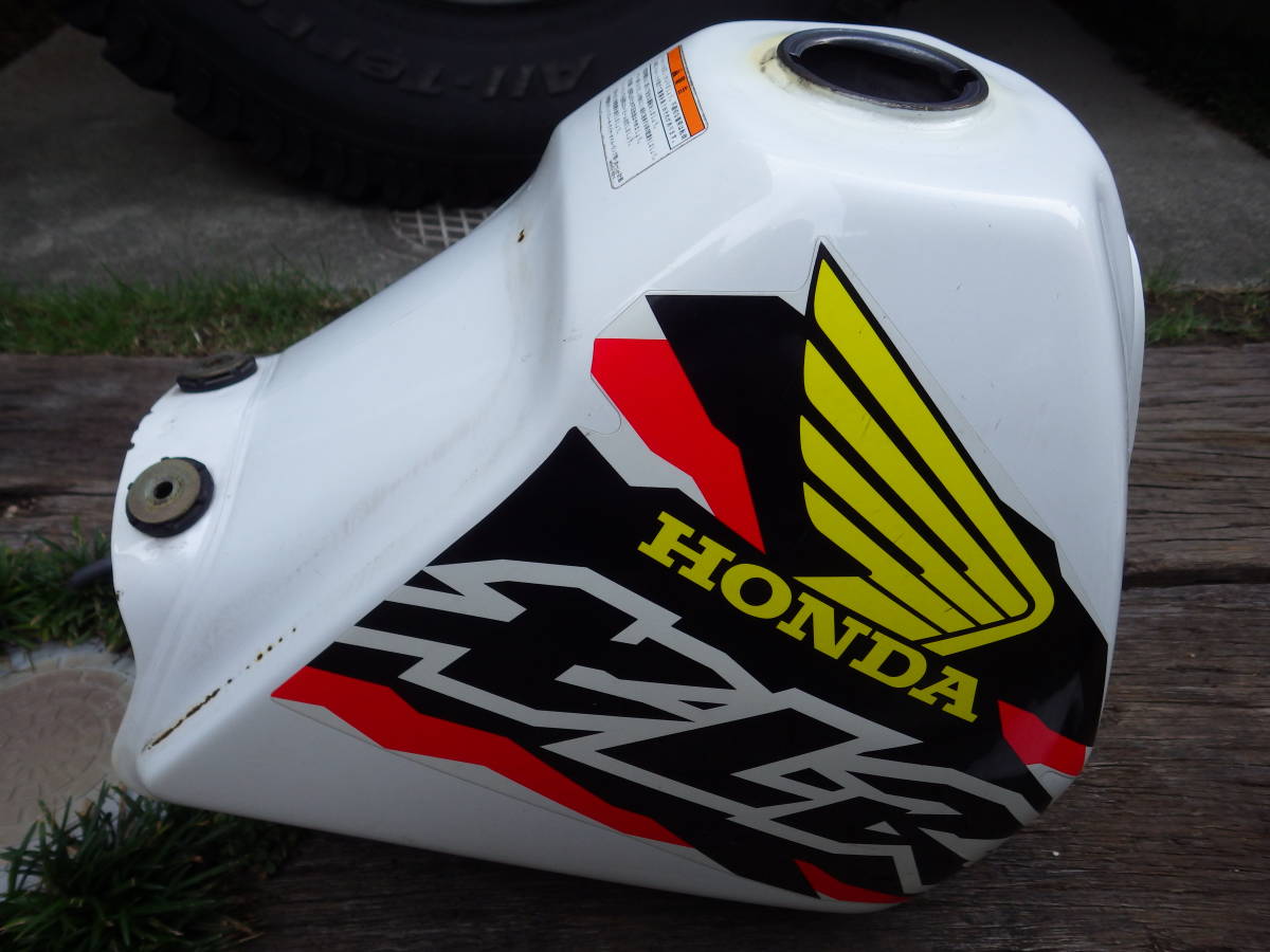 HONDA XLR125 ガソリンタンク 【公式通販】