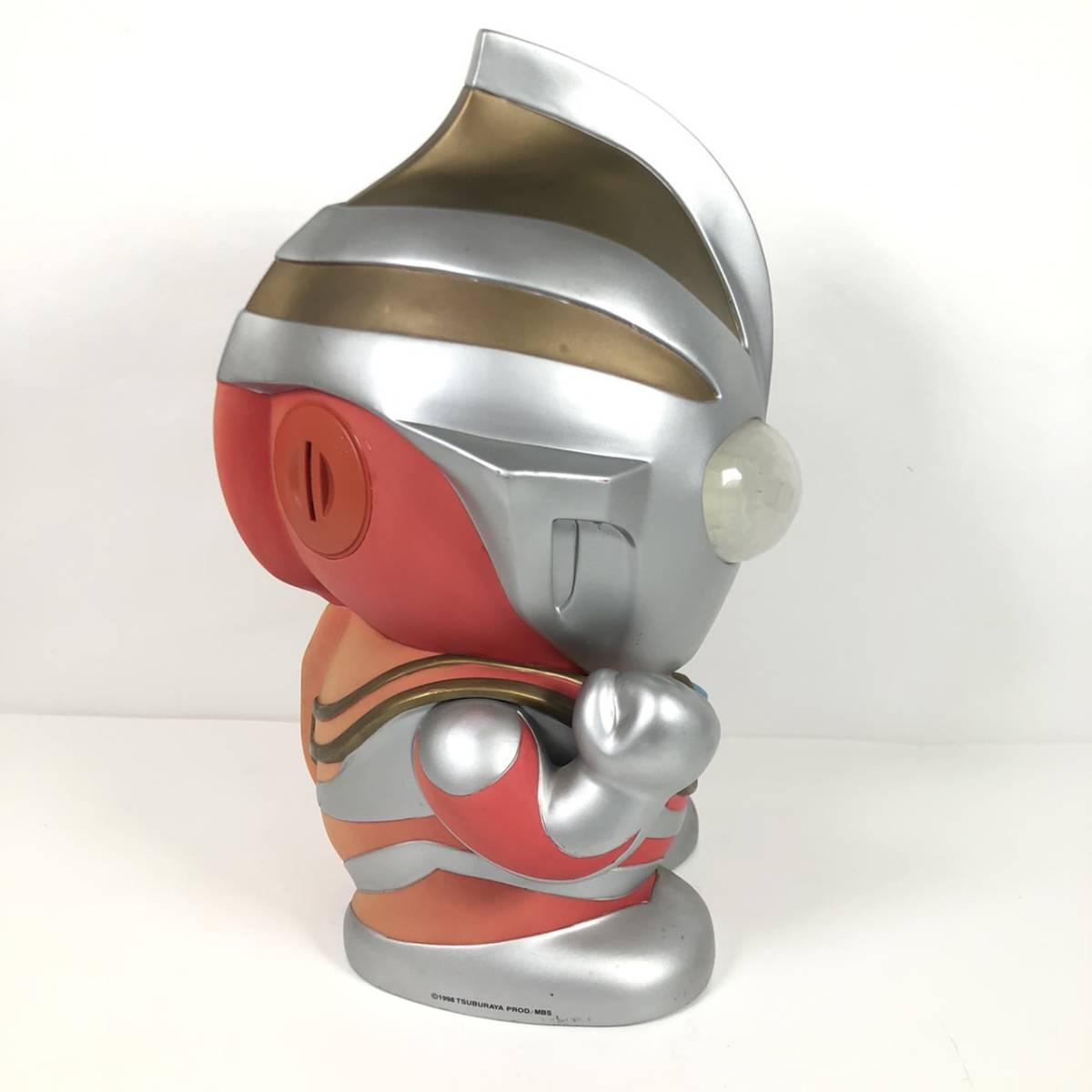 昭和レトロ！ウルトラマン貯金箱 ラナ ウルトラマンガイア 高さ35cm 