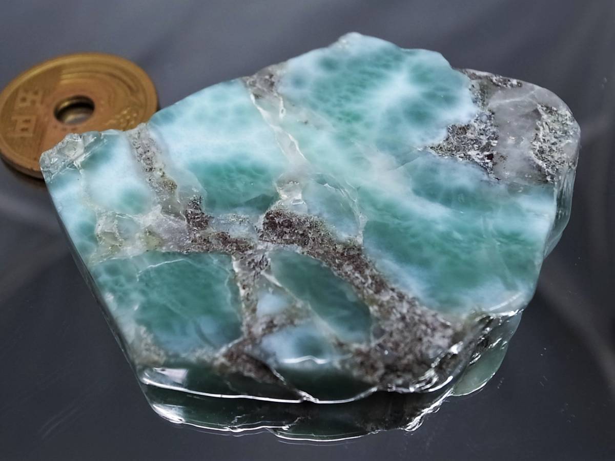 ラリマー：「青い石」の謎を解明せよ！