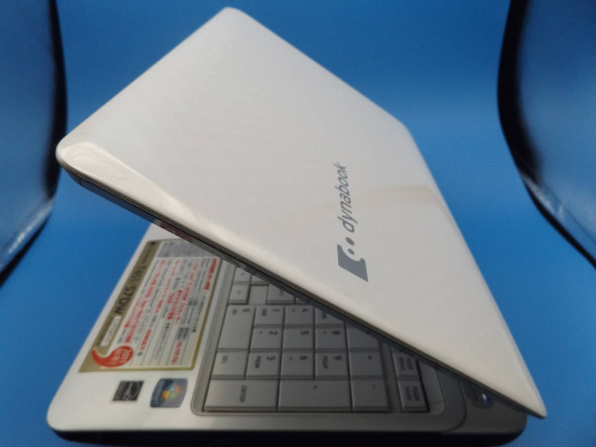 東芝 dynabook SSD512 Corei7 8GB 良品