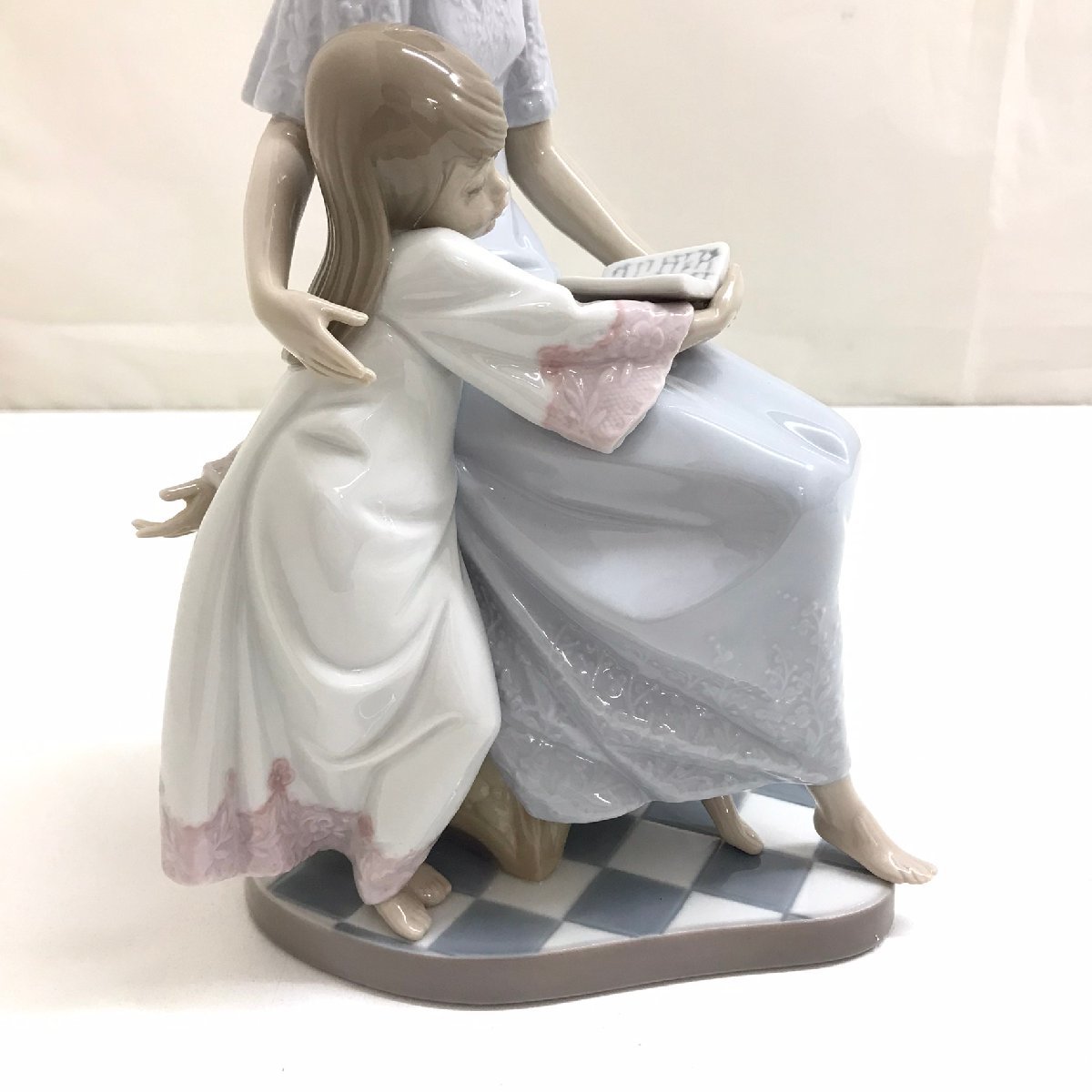 美品】LLADRO An Elegant Touch 陶器 置物 中古品 Yahoo!オークション