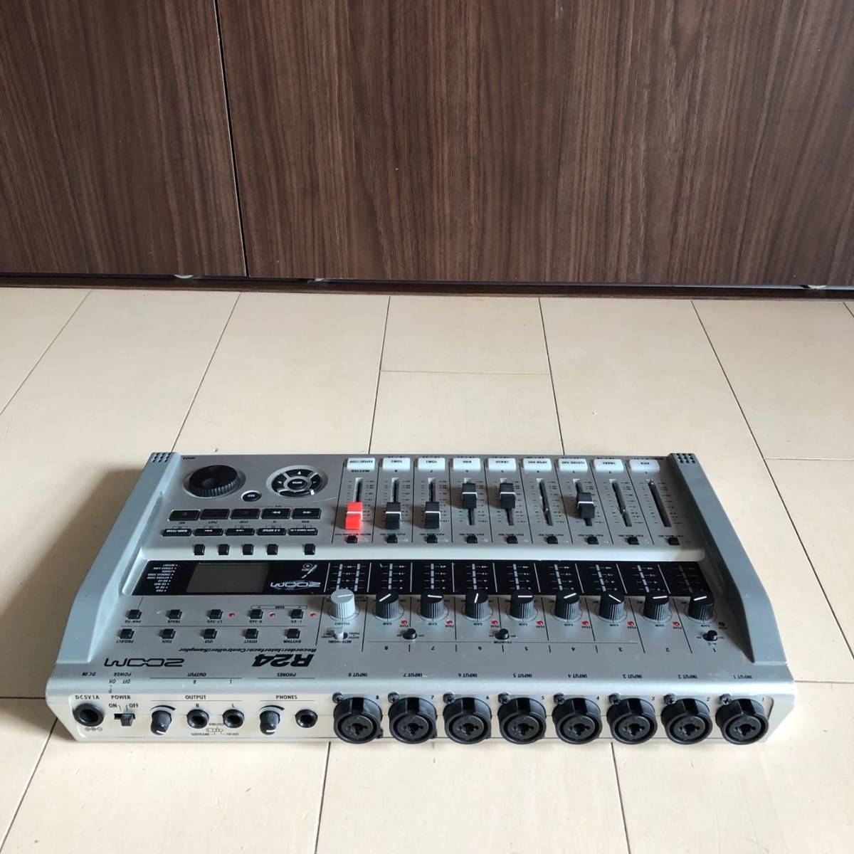 ZOOM R24 マルチトラックレコーダー 動作未確認 ジャンク R24 マルチ