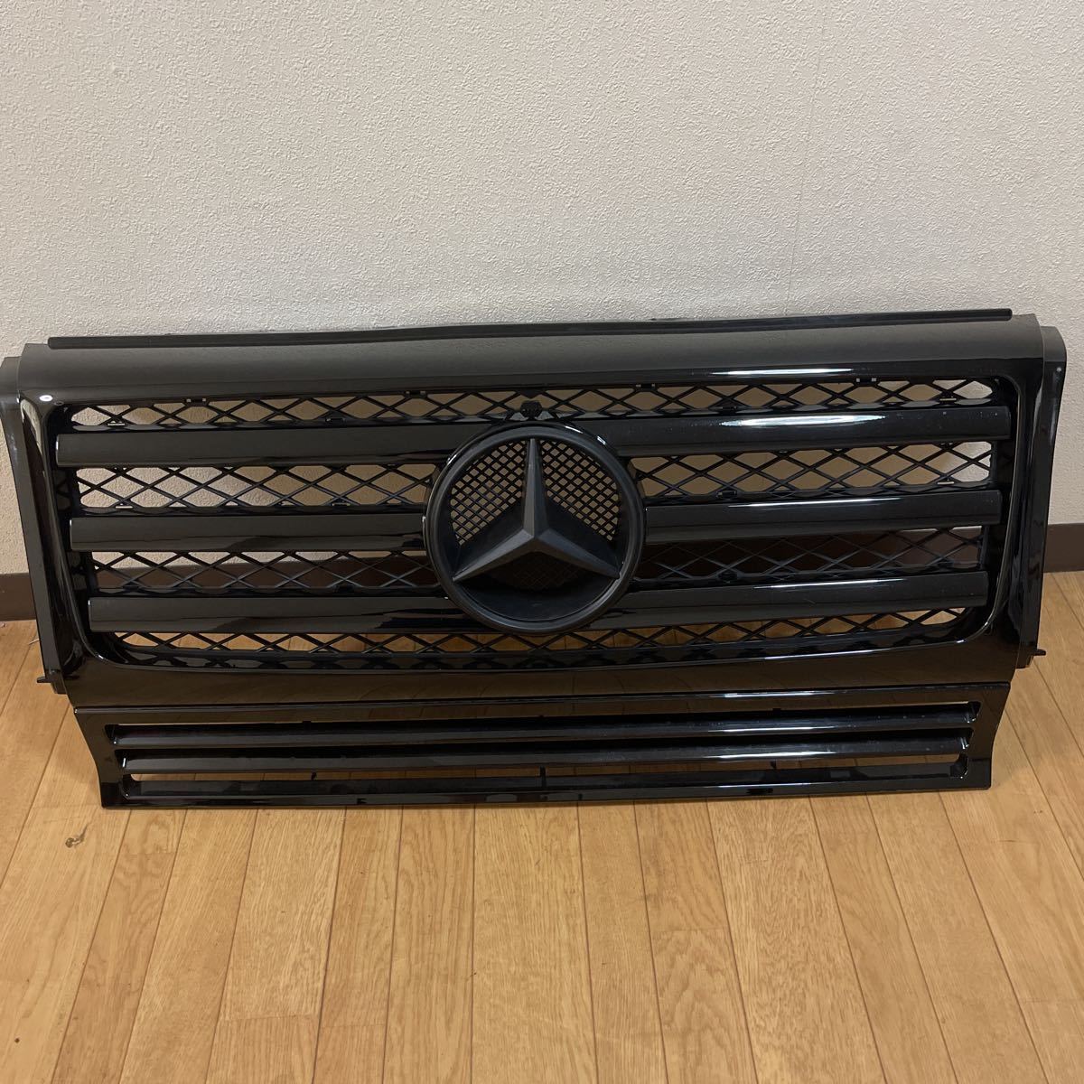 ベンツ Gクラス W463 フロントグリル A4638880000割れなし ベンツ Gクラス W463 G G63 ゲレンデ フロントグリル - Mercedes-Benz