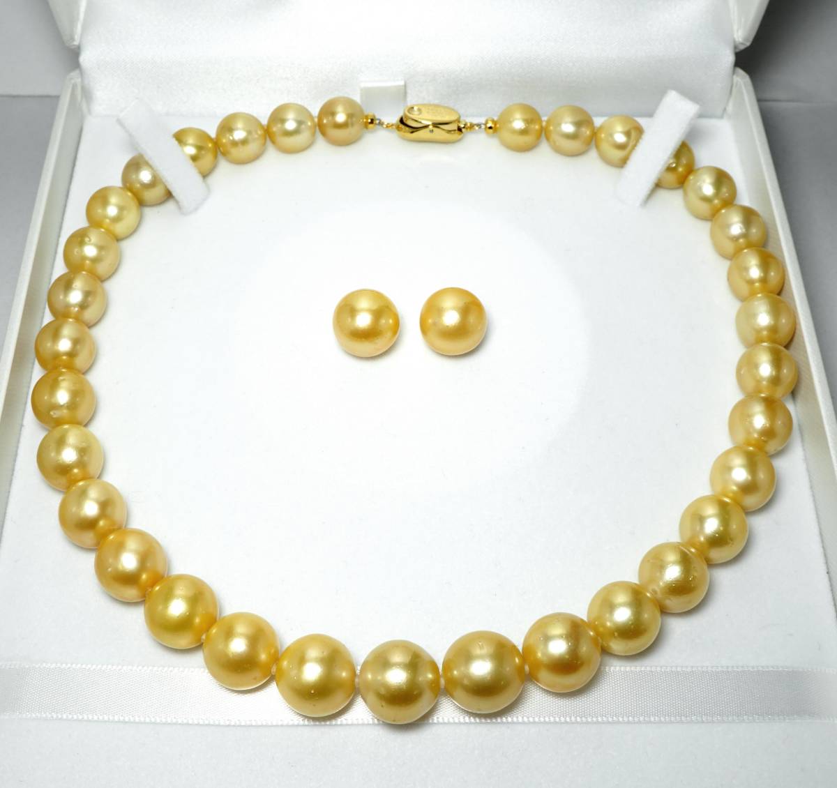 44 5cmの値段と価格推移は 794件の売買情報を集計した44 5cmの価格や価値の推移データを公開