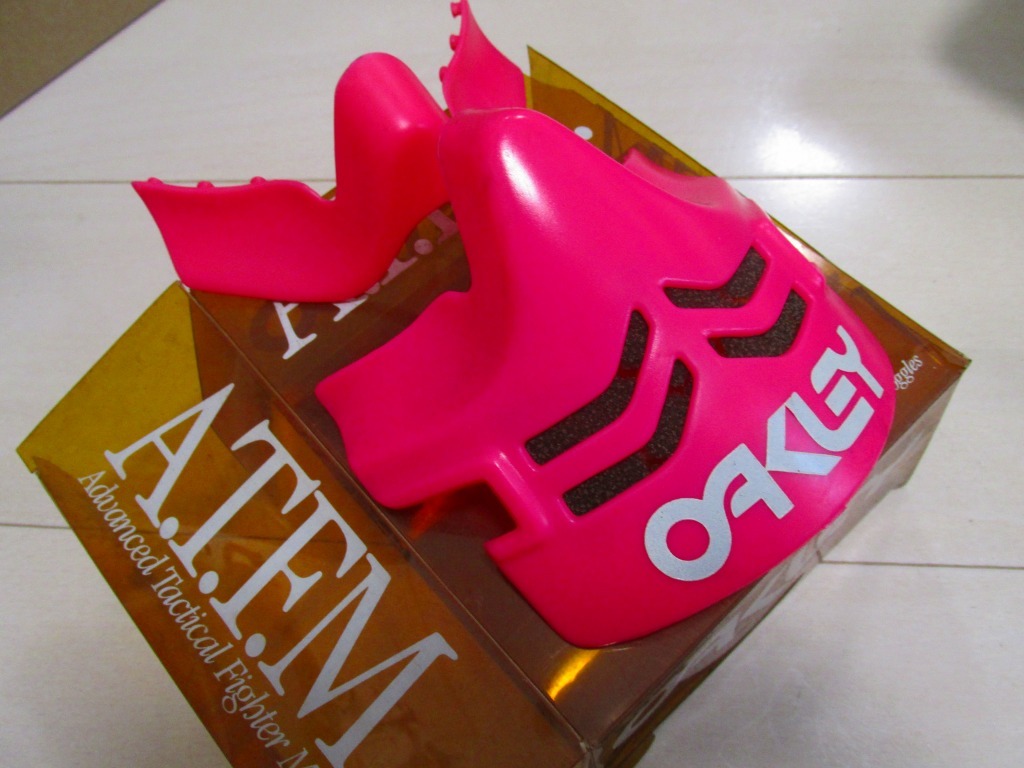 ε【新品】オークリー OAKLEY A.T.F.Mフェイスガード マスク ピンク ビンテージモトクロス VMX オフロード【送料無料】 OAKLEY |オークリー dショッピング A.T.F.Mフェイスマスク 7&frasl;26限定メール便で送料無料 レーシングブーツ