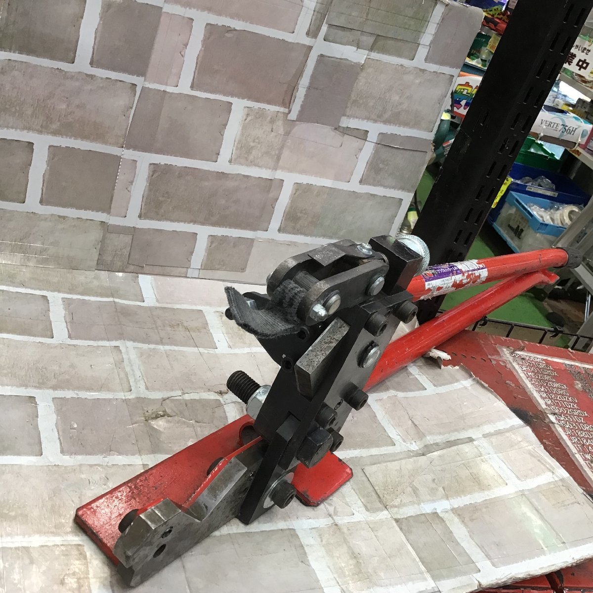 【中古品 / 動作品】Mokuba モクバ アングルカッター D-65 L40 切断能力：t3.2mmX40mmX40mm【格安出品♪】