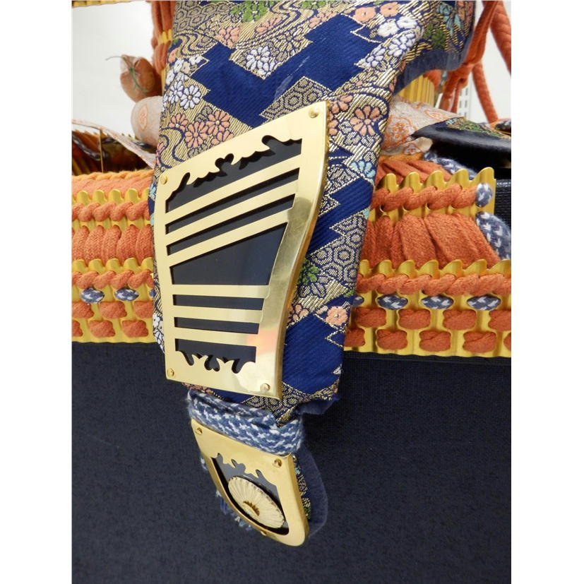1円【一般中古】 /木彫竜 子供着用 大鎧 龍玉作 /88(兜)｜売買された