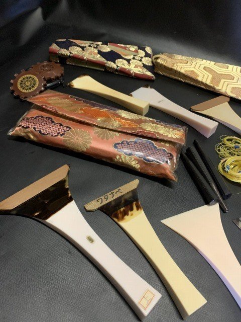 ◇お三味線 お道具大量おまとめで。【撥 バチ 本鼈甲 白象印・駒・糸 