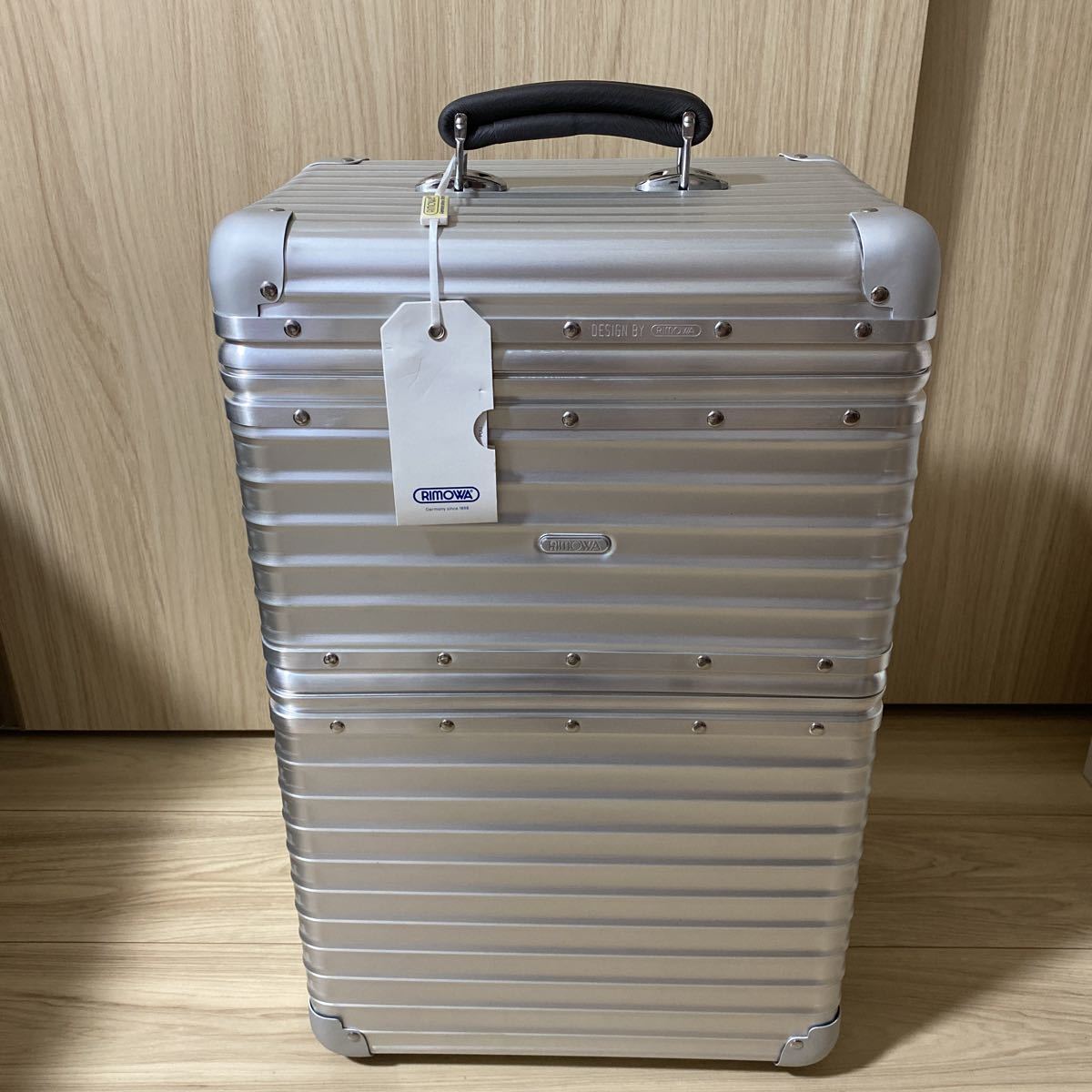 ☆送料無料☆新品未使用☆RIMOWA(リモワ)/CLASSIC FLIGHT(クラシック 