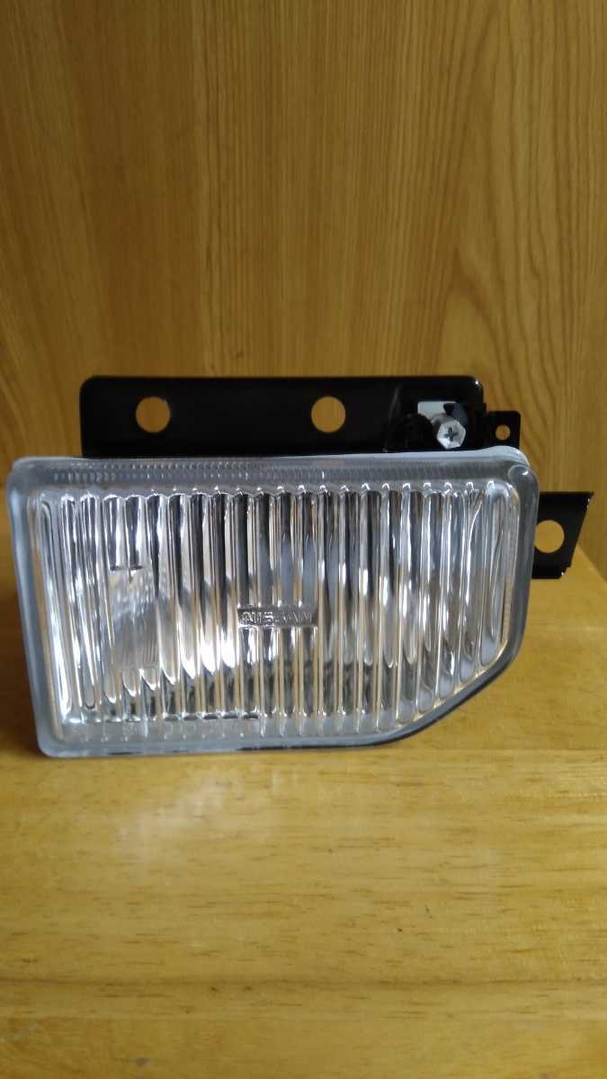 Z31フェアレディZ(後期モデル) 純正フォグランプASSY 左側(LH)未使用 