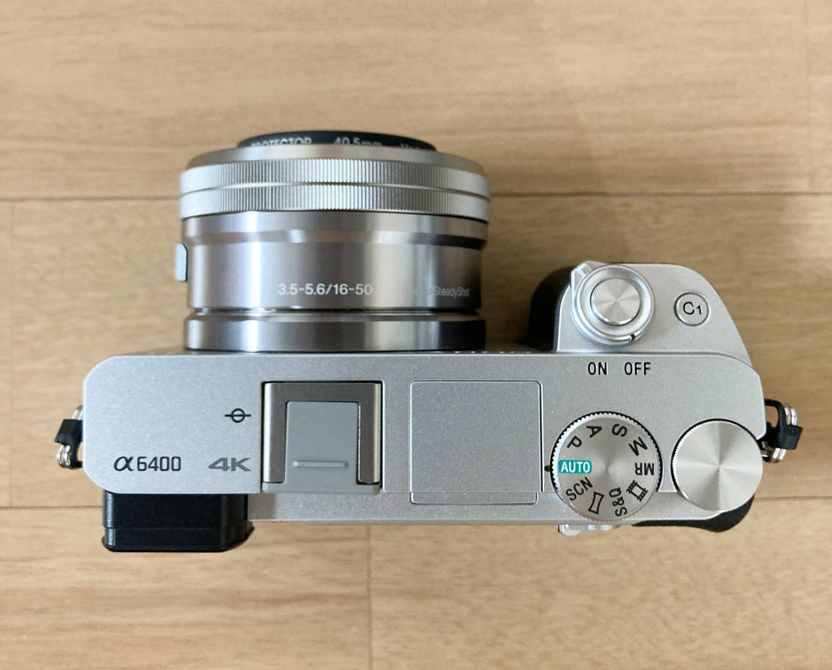 SONY α6400 ダブルズームレンズキット シルバー 新品同様 送料無料