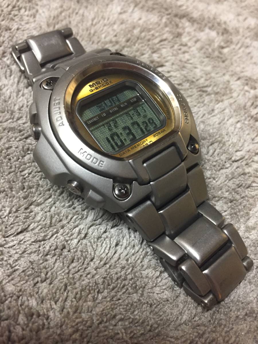 MR-G G-SHOCKの最上位シリーズ「MR-G」が刀鍛冶の名門「月山」とコラボ