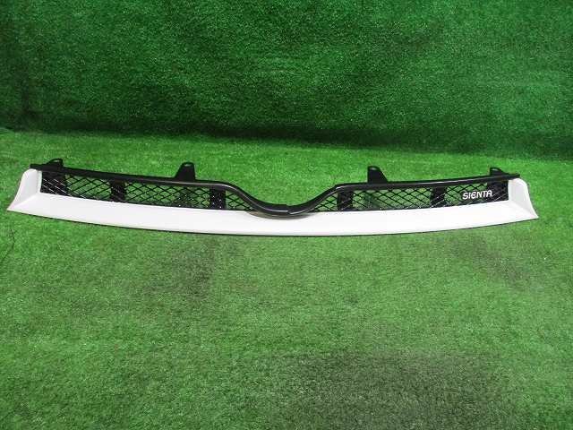 全国無料，新作登場 NCP81G NCP85G シエンタ SPORTS GRILLE スポーツグリル フロント グリル 08423-52240(フロント)｜売買されたオークション情報、yahooの商品情報をアーカイブ公開 - オークファン トヨタ用