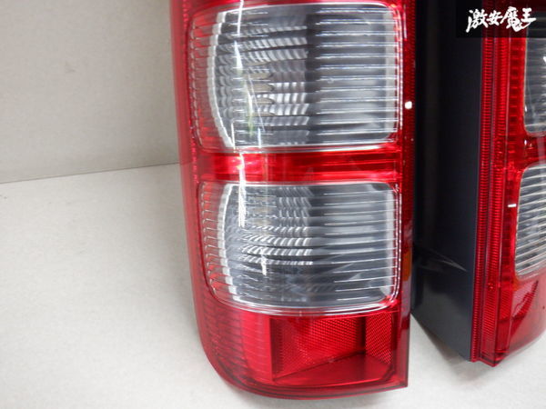 即決】トヨタ ノア ZRR80G 後期 純正 右 ヘッドライト LED【 ICHIKOH