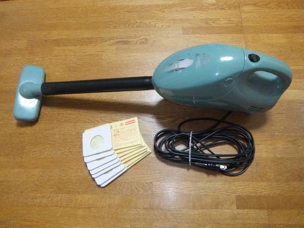 サンヨー　業務用掃除機　パワフル　 美品SANYOパワフルコンパクト掃除機サンヨーSC-H26紙パック付(掃除機